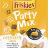 cat food wet Friskies | Purina Friskies Natural Cat Treats, Party Mix Natural Yums With Wild Caught Tuna And Added Vitamins, Minerals And Nutrients - 20 Oz. Canister